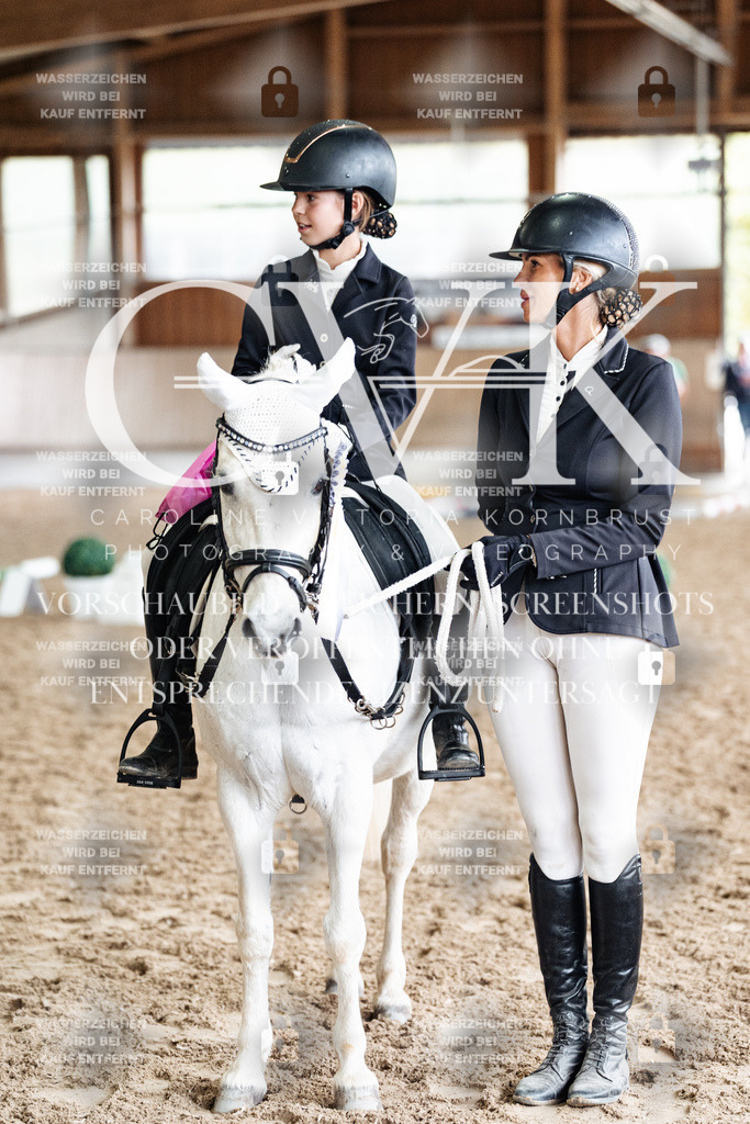 CK902473 | Turnierfotografie Pferdefotografie Trier Rheinland-Pfalz Pferdesport Reitsport Tierfotografie Sportfotografie Pferdevideo Pferdevideografie Equestrianvideography equestrianphotography  - Realisiert mit Pictrs.com