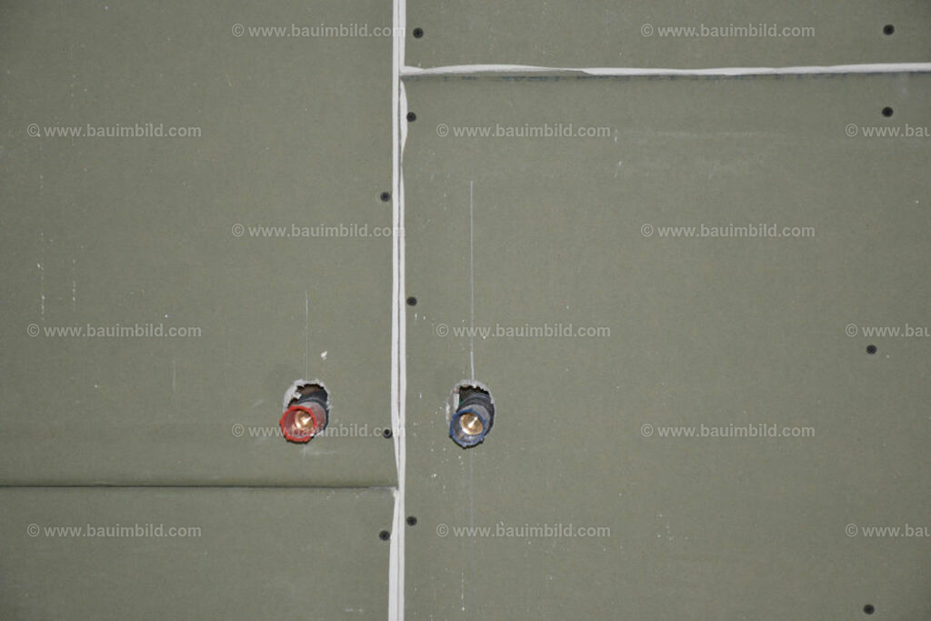 bib-lg18-putzarbeiten-0159 | Nach LV-Leistungsgruppen sortierte Detailfotos über den Bau eines Hauses. Alle Hausbau-Bilder direkt vom Urheber und Autor der Website Haus-Selber-Bauen.com