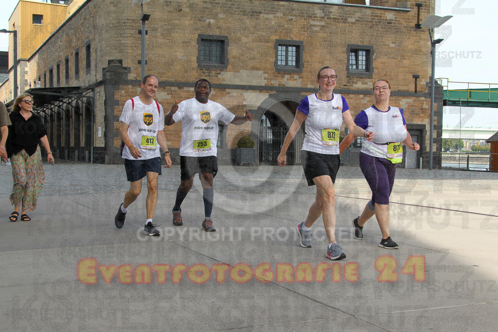 250920_1348_EV4_6701 | Sportfotografie im Rhein-Sieg Kreis, Köln, Bonn, NRW, Rheinland Pfalz, Hessen, etc. Unser Tätigkeitsfeld umfasst den Laufsport vom Volkslauf über den Marathon, Duathlon, Triathon bis zum Ultralauf wie Kölnpfad Ultra oder Schindertrail.
