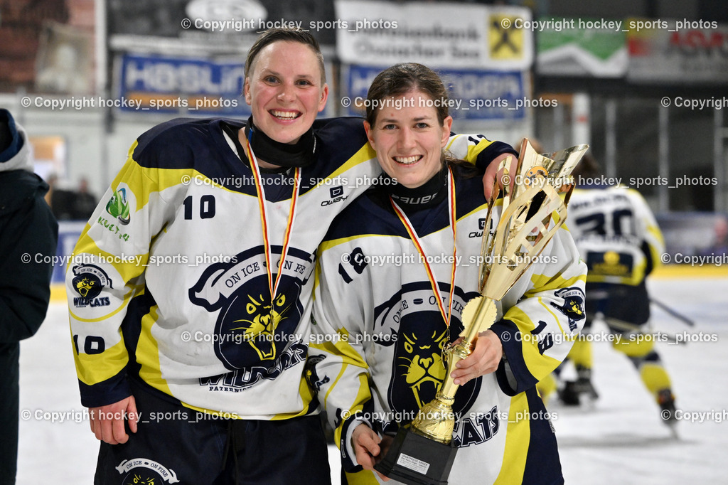 WILDCATS PATERNION & Lady Hawks Siegerehrung-Meisterfeier | #10 Domenig Verena WILDCATS PATERNION, #18 Brunner Tatjana WILDCATS PATERNION, WILDCATS PATERNION &amp; Lady Hawks Siegerehrung-Meisterfeier, WILDCATS PATERNION &amp; Lady Hawks Siegerehrung-Meisterfeier am 12.03.2025 in Steindorf (Ossiachersee Halle), Austria, (Photo by Bernd Stefan)
