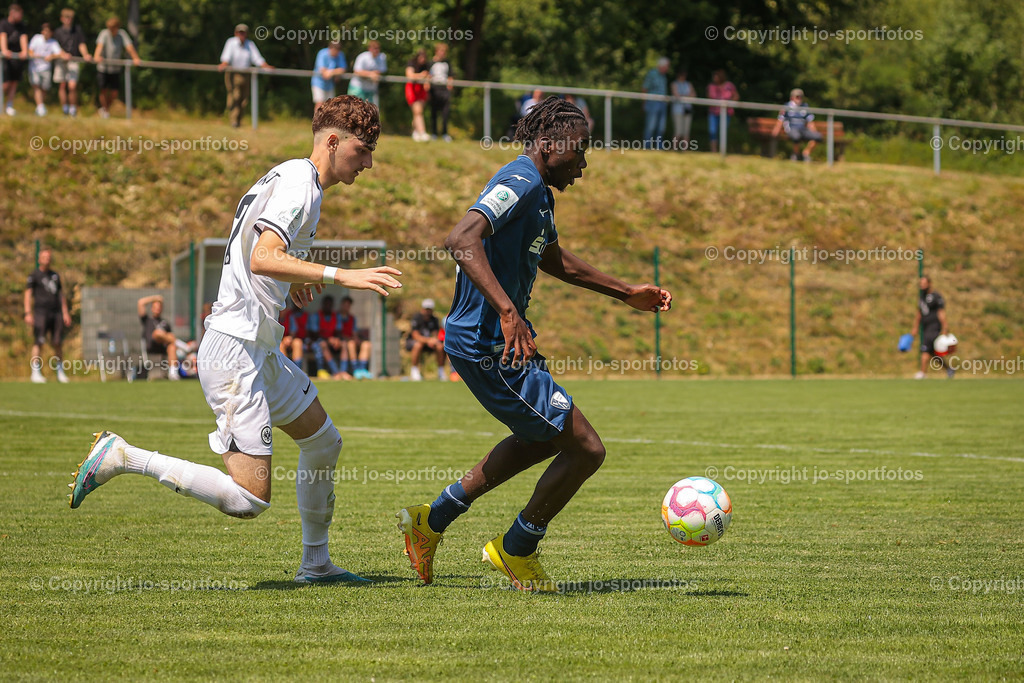 BQ3I5285 | 17.06.2023; Testspiel; Rasenplatz Offdilln; VfL Bochum U17 - Eintracht Frankfurt U17; Ergebnis: 3:1 (1:1)