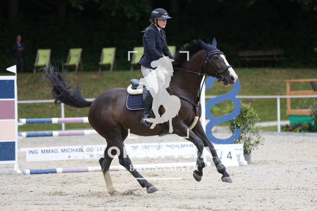 0P6A3718 | Willkommen bei Brunnmayr - Design & Fotografie – Ihrem Spezialisten für Reitturniere und Pferdeveranstaltungen in Oberösterreich, Salzburg und Bayern! Seit über 17 Jahren sind wir leidenschaftlich dabei.