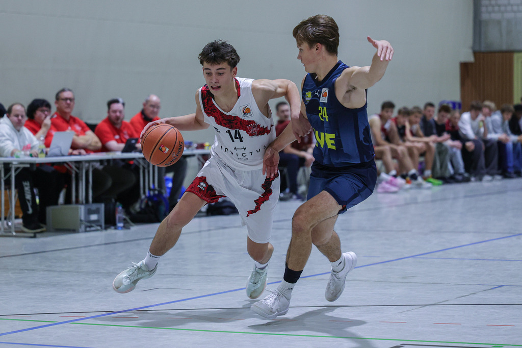 NBBL BAYER GIANTS vs EWE Baskets Juniors Oldenburg-64 | Fotos von Basketballspielen aus dem Raum NRW fotografiert von Gero Mueller-Laschet und Daniel Schaefer - Realisiert mit Pictrs.com