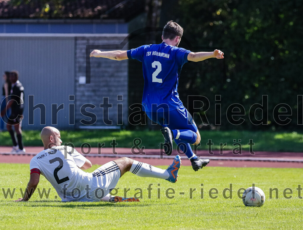 2023-09-02_080_SG_Markt_Schwaben_gegen_TSV_Hohenbrunn | Markt Schwaben, Deutschland, 02.09.2023:
Fußball, Kreisklasse 2023 / 2024, 3. Spieltag, (SG) Markt Schwaben gegen TSV Hohenbrunn, Endergebnis: 2:0

Jannis Giannantonio-Tillmann (SG Markt Schwaben, #2), Matthias Prock (TSV Hohenbrunn, #2)

Foto: Christian Riedel / fotografie-riedel.net