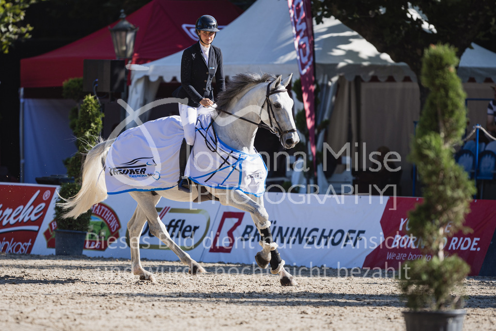 230909_OWLCh_Youngster-804 | Deine schönsten Turniermomente als professionelle Fotos! Entdecke hochwertige Pferdesport-Fotografie im Online-Shop. Jetzt Fotos finden & bestellen!