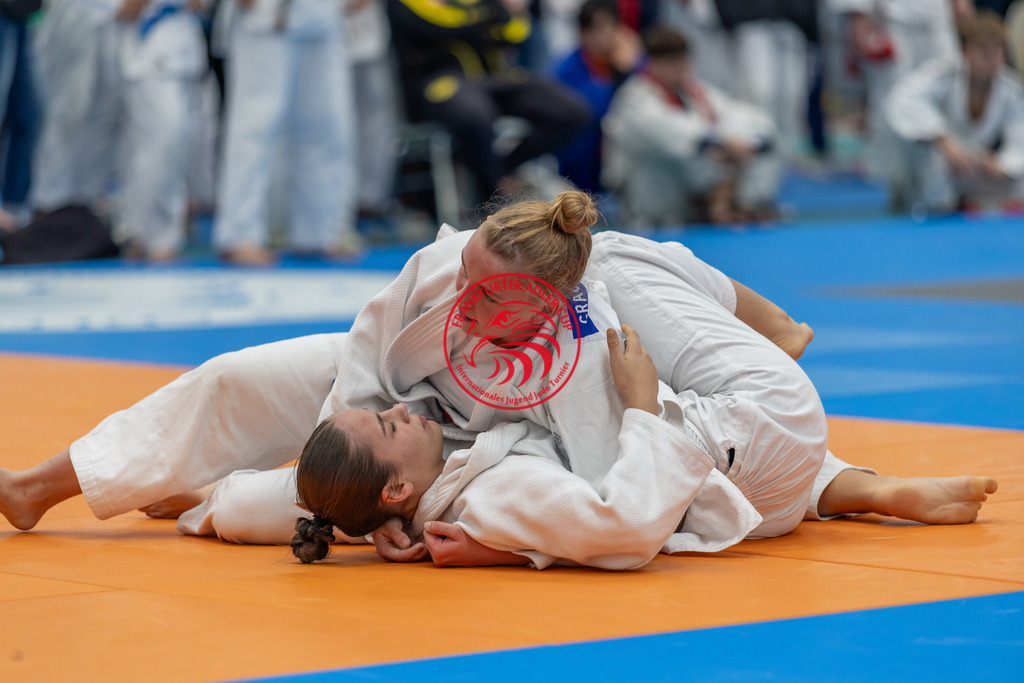 Internationaler Adler Cup 2024 | Foto vom Internationalen Adler Cup Judo Turnier im Sport- und Freizeitzentrum Kalbach im Oktober 2024 - Realisiert mit Pictrs.com