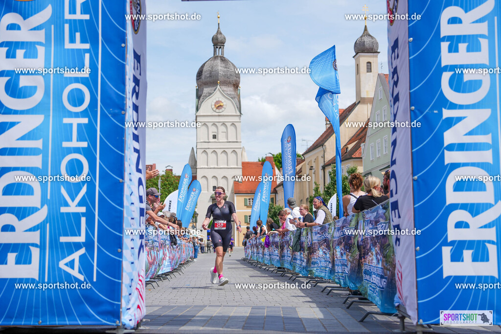 DSC04644 | Stadttriathlon Erding 2025. #yourpictrs #sportshot_your_pictrs @Sportshotphotography #stadttriathlonerding Copyright: www.sportshot.de