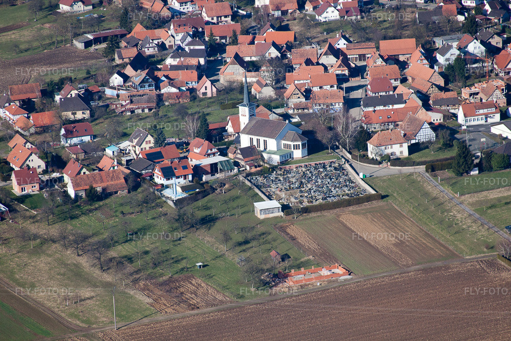 Luftbild: Ortsansicht in Hermerswiller im Bundesland Bas-Rhin in Frankreich. Foto: IMG_37463.jpg vom 07.02.2011 durch Werner Riehm/FLY-FOTO.de