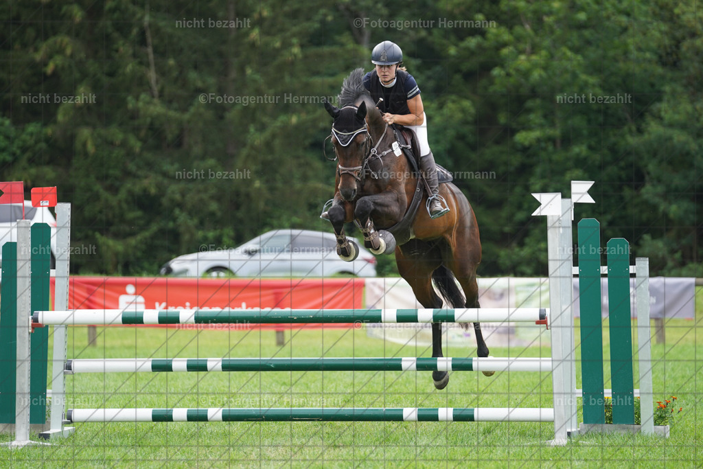 20240706-FAH06337 | Grafing Turnierfotos, Reitverein Ebersberg, Turnierfotografen Bayern, reitsportbilder, Pferdefotograf, reitsportfotograf, Sportbilder, Reitsportfotografie, Fotoagentur Herrmann, Turnierfotograf