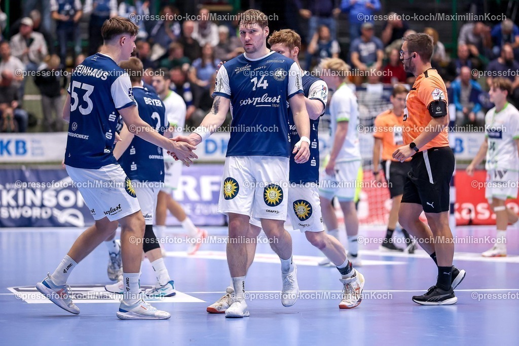 BHC09102501097 | 09.10.2025, Handball, HBL, Bergischer HC - HSG Wetzlar, Unihalle Wuppertal: Gerdas Babarskas (BHC #14) nach dem Ausgleich kurz vor Schluss der ersten Halbzeit