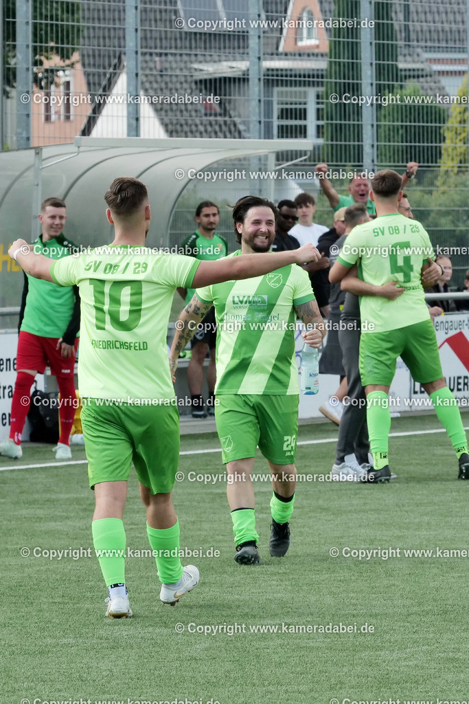 Fußball : Bezirksliga : SV 08/29 Friedrichsfeld - Borusia Veen am 10.05.2026 in Voerde Friedrichsfeld | Fußball : Bezirksliga : SV 08/29 Friedrichsfeld - Borusia Veen am 10.05.2026 in Voerde Friedrichsfeld - Realisiert mit Pictrs.com