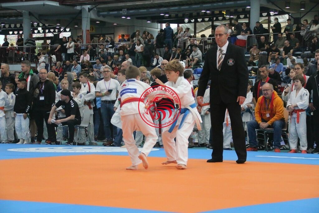 MSY-2022-10-29-7853 | Fotos vom Adler Cup - Pictures from Adler Cup

Hier findet Ihr alle Eindrücke und großen Momente der Adler Cup Wochenenden. Here you will find all impressions and great moments of the Adler Cup weekends. - Realisiert mit Pictrs.com