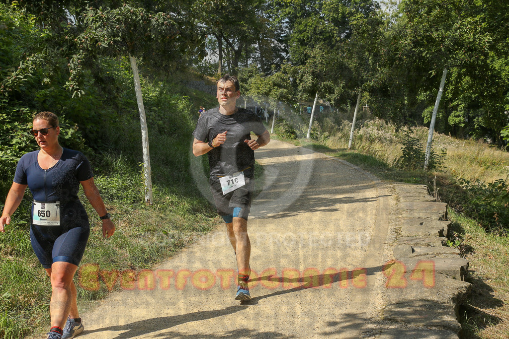 250824_1437_EX1_6917 | Sportfotografie im Rhein-Sieg Kreis, Köln, Bonn, NRW, Rheinland Pfalz, Hessen, etc. Unser Tätigkeitsfeld umfasst den Laufsport vom Volkslauf über den Marathon, Duathlon, Triathon bis zum Ultralauf wie Kölnpfad Ultra oder Schindertrail.