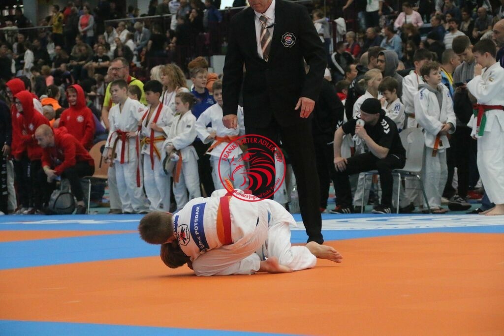 MSY-2022-10-29-7844 | Fotos vom Adler Cup - Pictures from Adler Cup

Hier findet Ihr alle Eindrücke und großen Momente der Adler Cup Wochenenden. Here you will find all impressions and great moments of the Adler Cup weekends. - Realisiert mit Pictrs.com