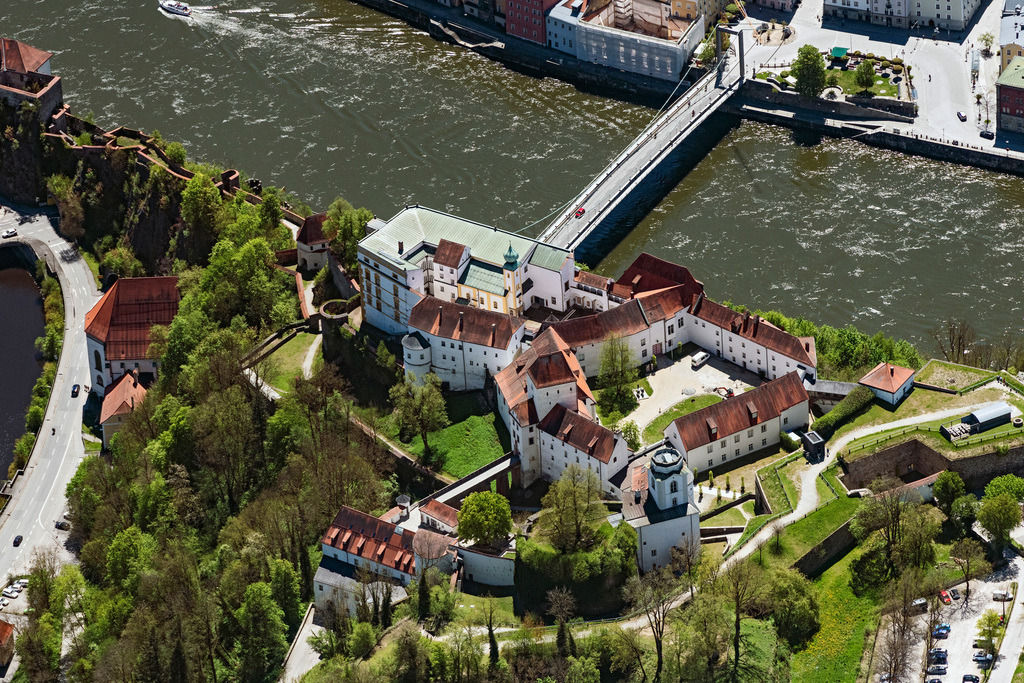 dr__0062394.jpg | PASSAU 09.05.2021 Burganlage der Veste Oberhaus in Passau im Bundesland Bayern, Deutschland. // Castle of the fortress Oberhaus in Passau in the state Bavaria, Germany. Foto: Daniel Reiter