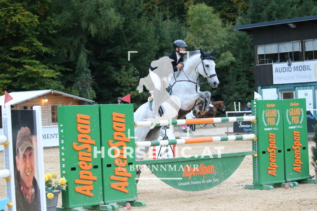 DL2Q6674 | Willkommen bei Brunnmayr - Design & Fotografie – Ihrem Spezialisten für Reitturniere und Pferdeveranstaltungen in Oberösterreich, Salzburg und Bayern! Seit über 17 Jahren sind wir leidenschaftlich dabei.