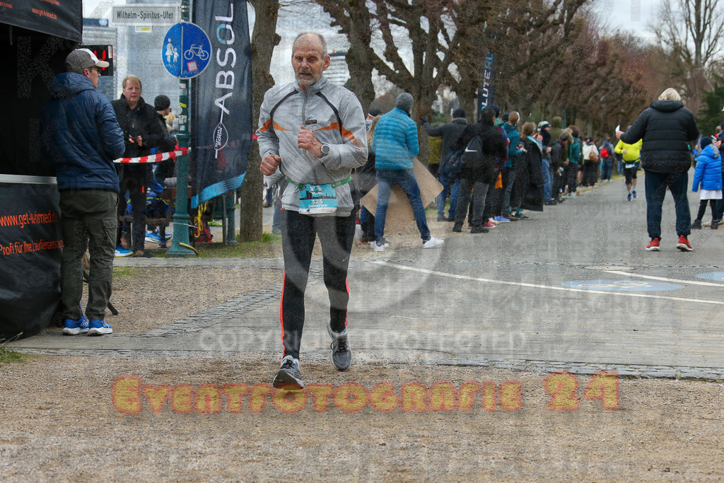 231231_1209_EX1_5874 | Sportfotografie im Rhein-Sieg Kreis, Köln, Bonn, NRW, Rheinland Pfalz, Hessen, etc. Unser Tätigkeitsfeld umfasst den Laufsport vom Volkslauf über den Marathon, Duathlon, Triathon bis zum Ultralauf wie Kölnpfad Ultra oder Schindertrail.