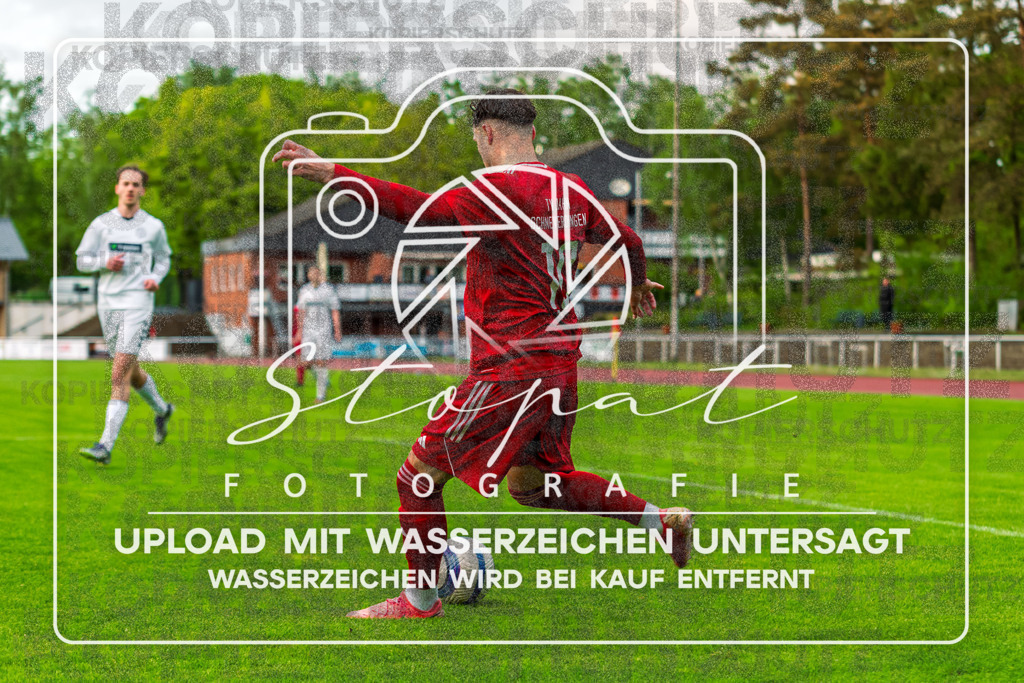 Bezirksliga Herren LG - TV Jahn Schneverdingen II vs. Buchholzer FC | Niklas Goelitzer (TV Jahn Schneverdingen II #10); Bezirksliga Herren LG - TV Jahn Schneverdingen II vs. Buchholzer FC am 15.05.26 in Osterwald-Stadion, Schneverdingen - Realisiert mit Pictrs.com