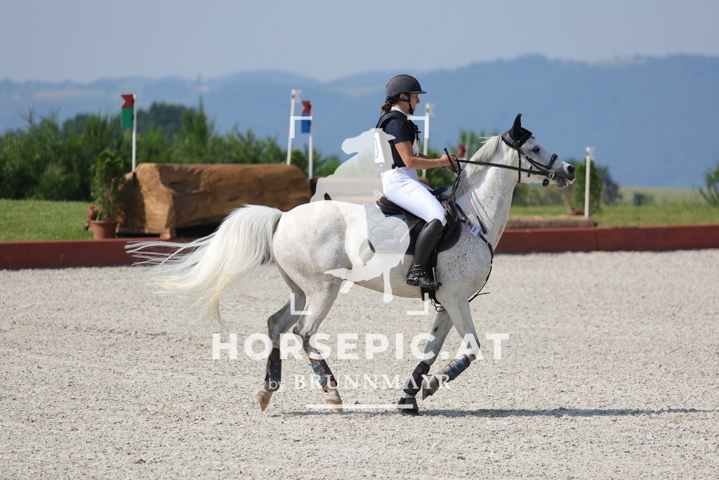 0P6A7632 | Willkommen bei Brunnmayr - Design & Fotografie – Ihrem Spezialisten für Reitturniere und Pferdeveranstaltungen in Oberösterreich, Salzburg und Bayern! Seit über 17 Jahren sind wir leidenschaftlich dabei.