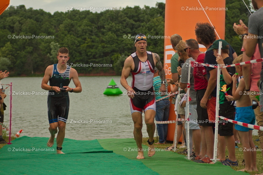 2023_0630_KoberTriathlon_Jeder0030 | Urban. Natur. Panorama. Luftbild. 
Der Bildershop für aufregende Perspektiven!
Für Deko, Wandbild und Kalender!
Wir bringen LED-Bilder zum Leuchten!

