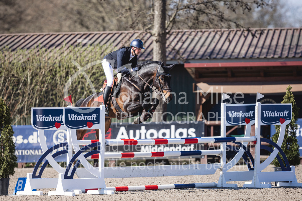 250408_Mühlen_SprPf-A2-285 | Deine schönsten Turniermomente als professionelle Fotos! Entdecke hochwertige Pferdesport-Fotografie im Online-Shop. Jetzt Fotos finden & bestellen!