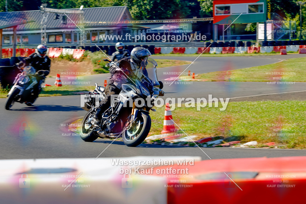 _MOT8791 | Hier findet Ihr Bilder von Touristenfahrten auf der Nürburgring Nordschleife oder von anderen Veranstaltungen die ich besucht habe. Viel Spass beim Durch Schauen 