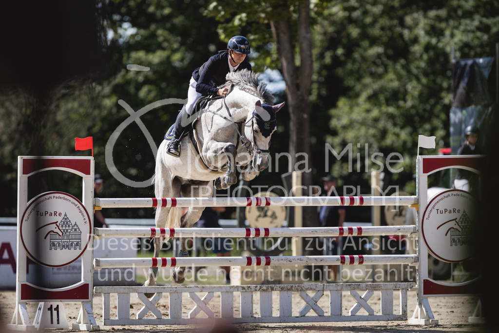230826_Delbrueck_M2-Spr-806 | Deine schönsten Turniermomente als professionelle Fotos! Entdecke hochwertige Pferdesport-Fotografie im Online-Shop. Jetzt Fotos finden & bestellen!