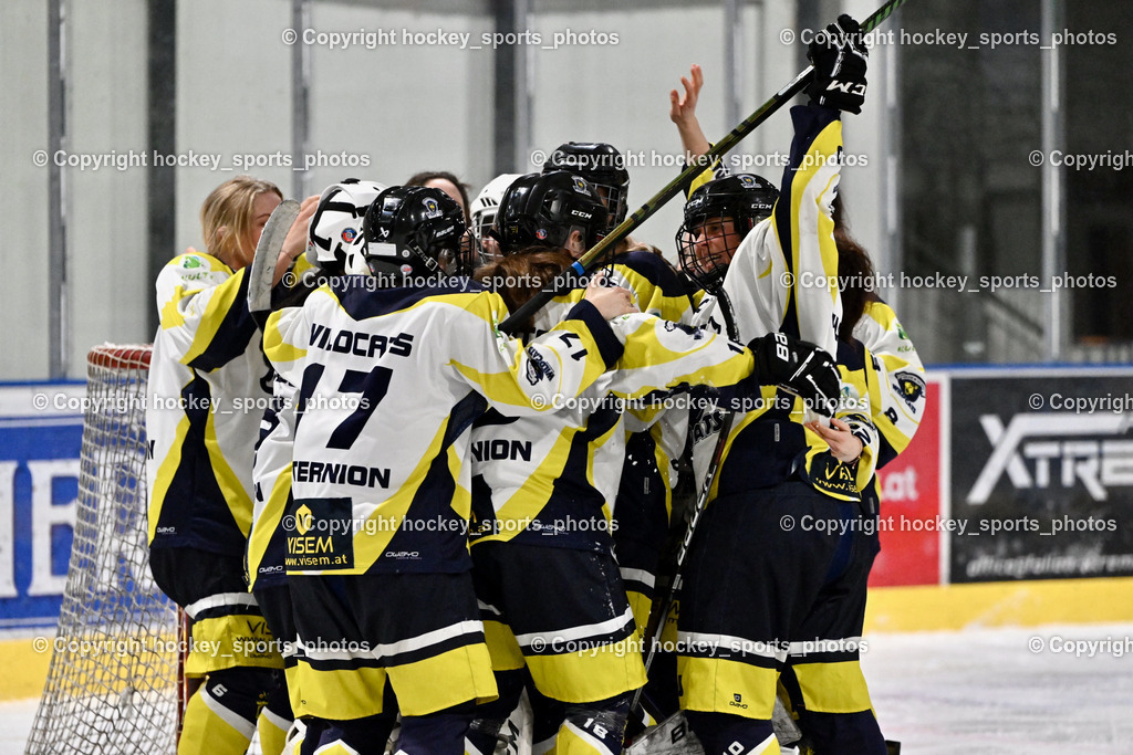 WILDCATS PATERNION & Lady Hawks Siegerehrung-Meisterfeier | Jubel Wildcats Paternion Mannschaft, WILDCATS PATERNION &amp; Lady Hawks Siegerehrung-Meisterfeier, WILDCATS PATERNION &amp; Lady Hawks Siegerehrung-Meisterfeier am 12.03.2025 in Steindorf (Ossiachersee Halle), Austria, (Photo by Bernd Stefan)