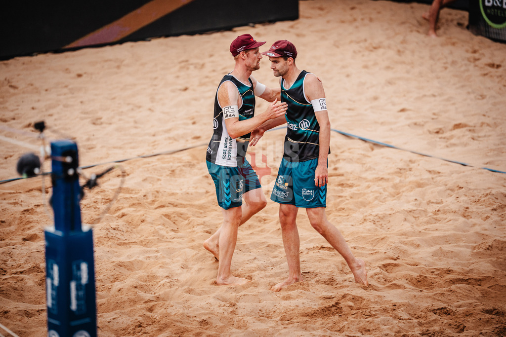 Beachvolleyball | München | Allianz German Beach Tour 2025 | Tourstop München | 03.07.2025 | v.l. Yannick Harms und Manuel Harms