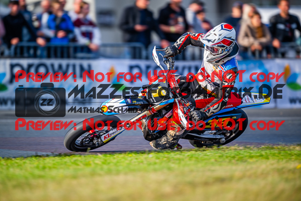 MaZZes_FotoMatrix_231001_7857 | S1