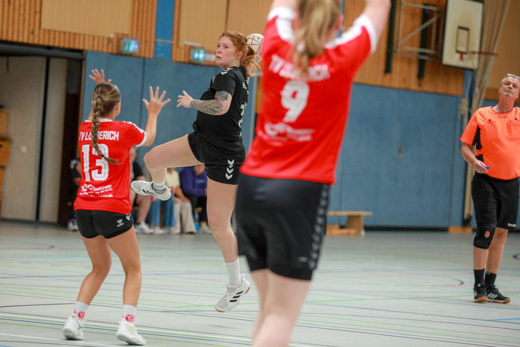 Rheinhausen-Lobberich_Plus_310825_010 | Bildergalerie von Sport-Ereignissen aber auch von weiteren spannenden Dingen - nicht nur vom Niederrhein. In Anlehnung an den bekannten Spruch von Hanns Dieter Hüsch heißt das Motto: "Niederrhein ist überall".  - Realisiert mit Pictrs.com