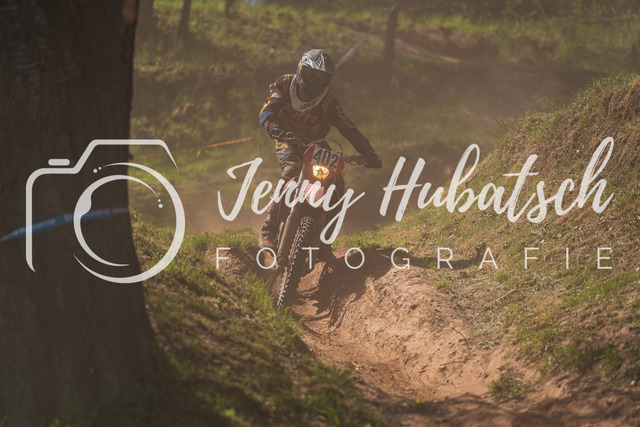 JHF.ECHT.4h.Samstag1733 | jennyhubatsch-endurofotografie