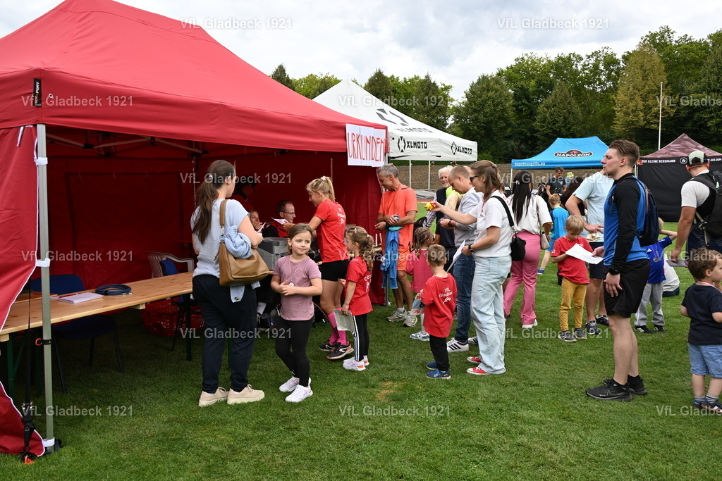 2025_Sparkassenl_Allgemein_00023 | Sparkassenlauf - Realisiert mit Pictrs.com