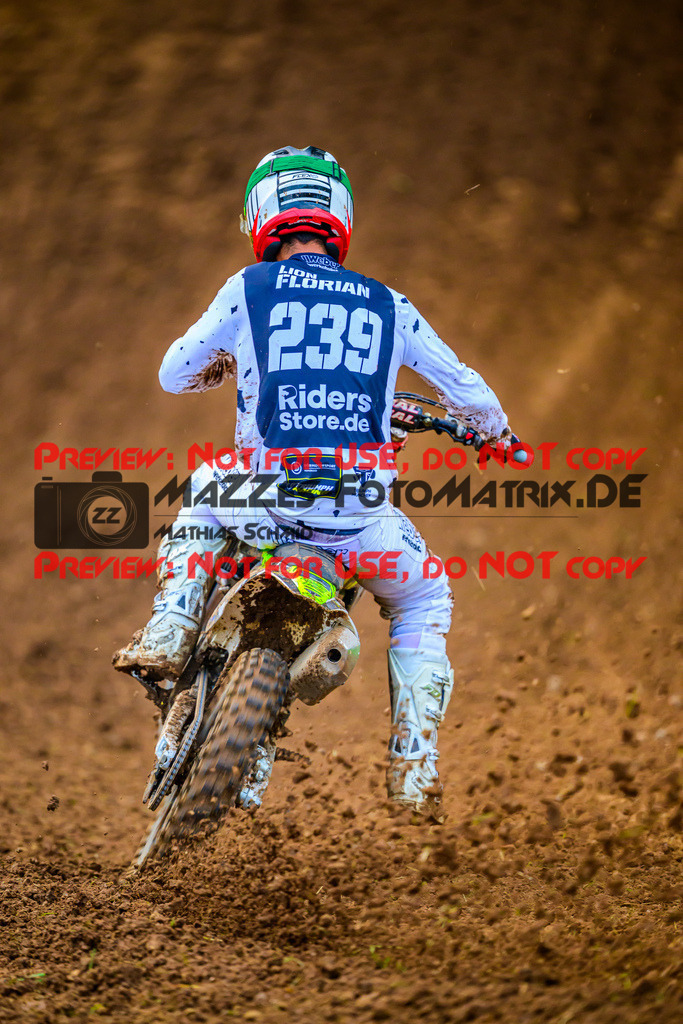 MaZZes_Fotomatrix_20250614_6007705_6835 | MX1
