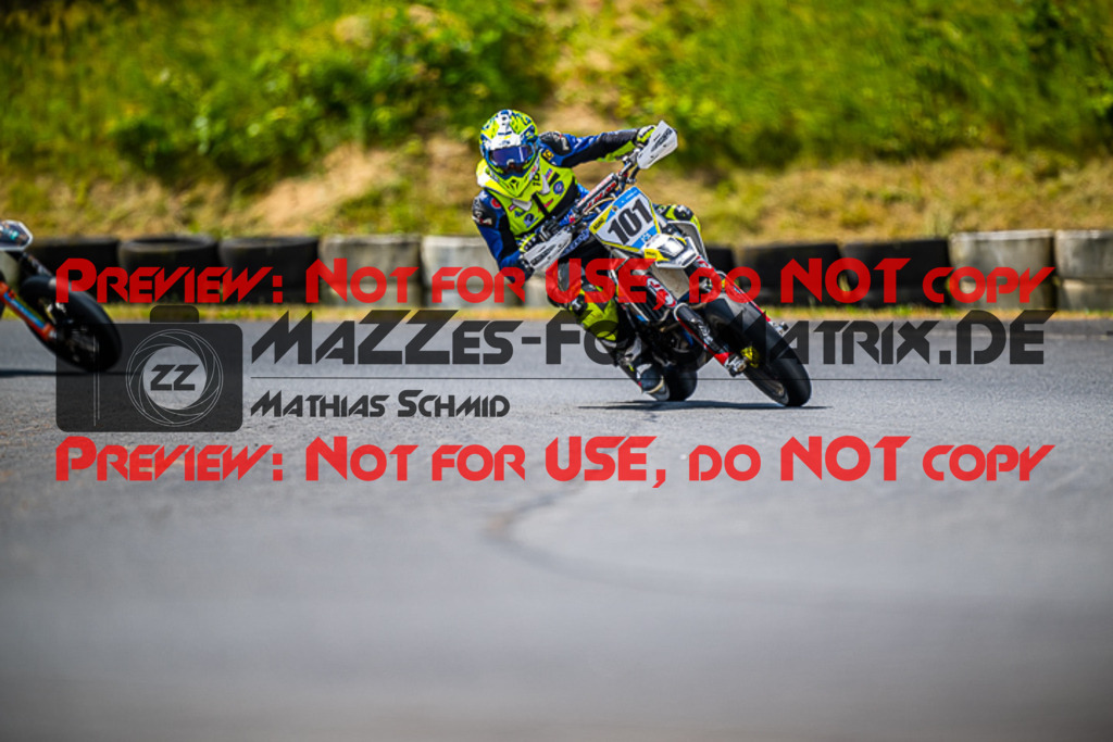 MaZZes_FotoMatrix_220528_9960 | Fotograf Mathias Schmid
Sportfotograf,
Eventfotograf,
Hochzeitsfotograf,
Portraitfotograf