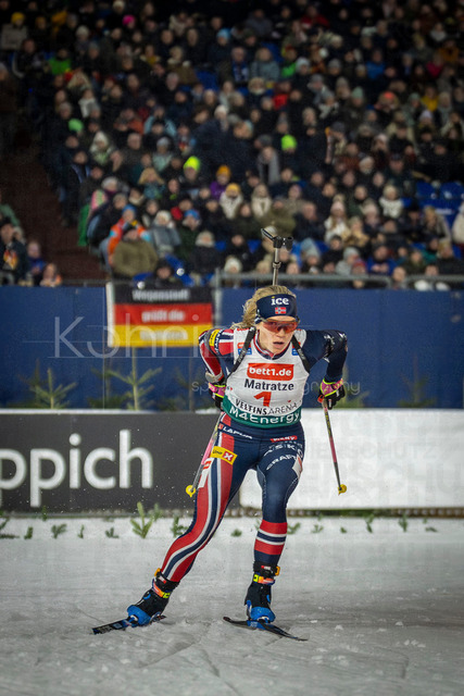 bett1.de WTC Biathlon auf Schalke, 28.12.2025 | Juni Arnekleiv (Team Norwegen) bei der World Team Challenge (bett1.de WTC Biathlon auf Schalke) am 28.12.2025 in der Veltins-Arena in Gelsenkirchen (Deutschland). 