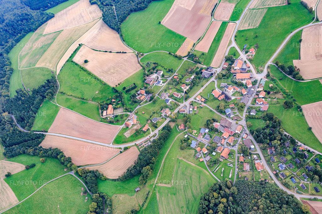 Luftbild: Ortsansicht von Norden im Ortsteil Wettersdorf in Walldürn im Bundesland Baden-Württemberg in Deutschland. Foto: IMG_073598.jpg vom 26.09.2014 durch Werner Riehm/FLY-FOTO.de – Auflösung des Originals: 5472 x 3648 px