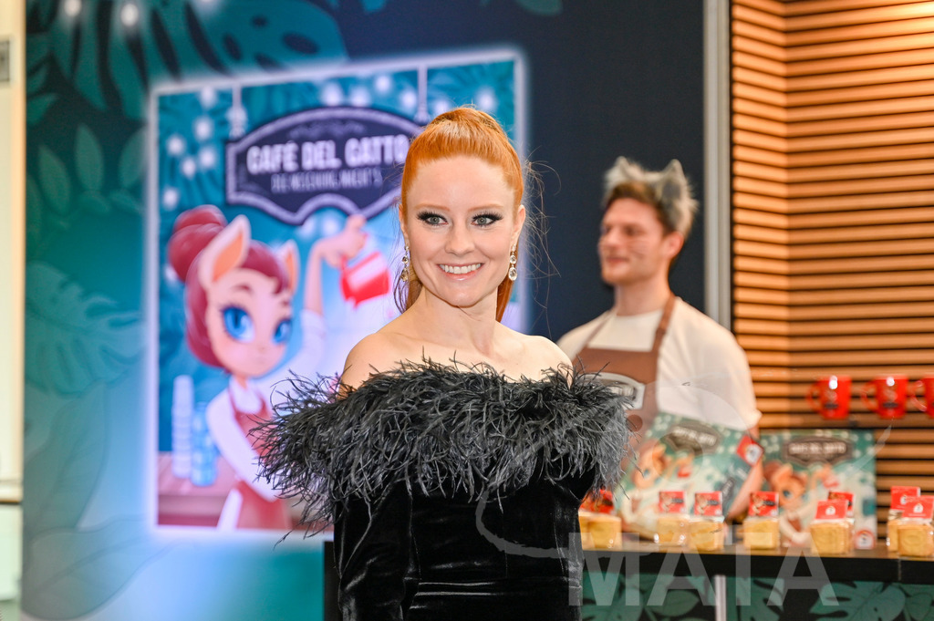 _DWA6795 | Barbara Meier bei der Presse-Preview der Nürnberger Spielwarenmesse 2023 auf dem Messegelände. Nürnberg, 31.01.2023 - Realisiert mit Pictrs.com