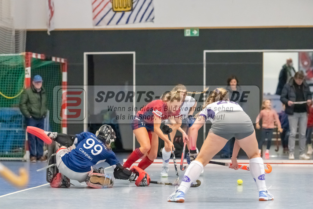 HK_20221203_101902 | 1. Bundesliga ( Halle ) Damen Düsseldorfer HC -  Bonner THV am 3.12.2022 Düsseldorfer HC, Düsseldorf , Sara Strauss ( Düsseldorfer HC #11 )
