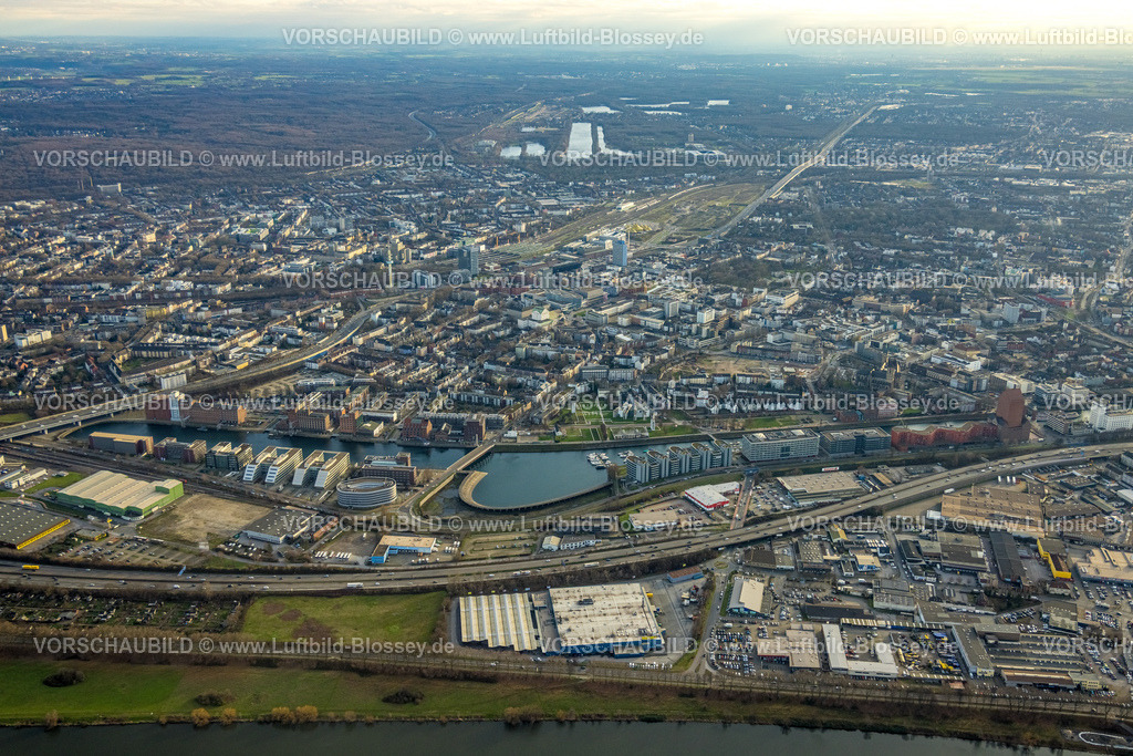 Duisburg230100810 | Luftbild, Stadtansicht mit Innenhafen Duisburg, The Curve, Yachthafen Marina, Kaßlerfeld, Duisburg, Ruhrgebiet, Nordrhein-Westfalen, Deutschland