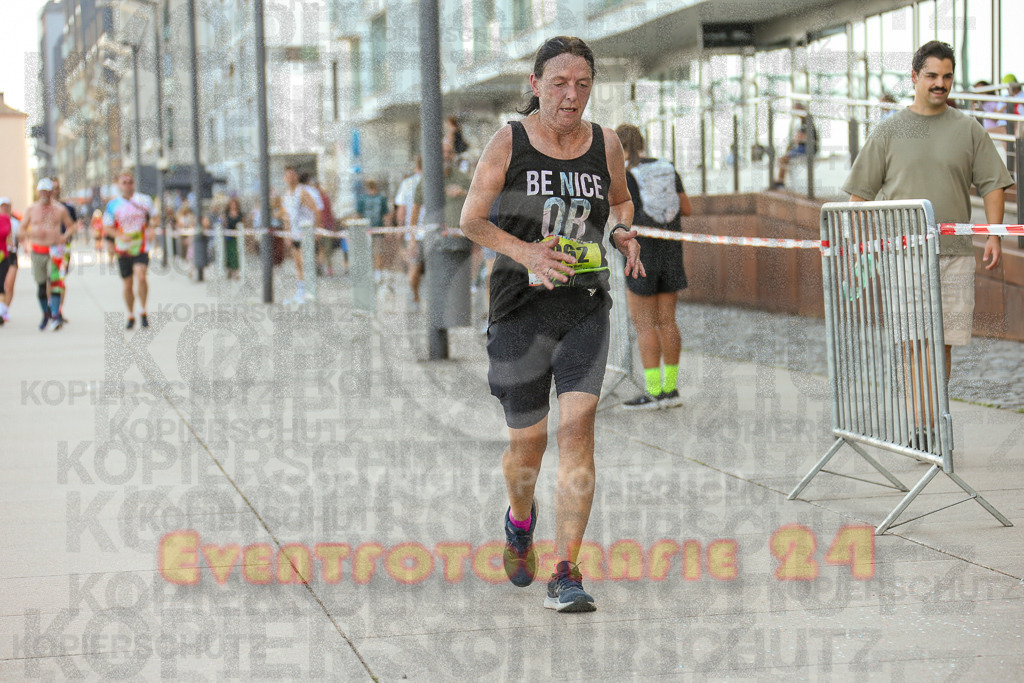 250920_1456_EX1_8268 | Sportfotografie im Rhein-Sieg Kreis, Köln, Bonn, NRW, Rheinland Pfalz, Hessen, etc. Unser Tätigkeitsfeld umfasst den Laufsport vom Volkslauf über den Marathon, Duathlon, Triathon bis zum Ultralauf wie Kölnpfad Ultra oder Schindertrail.
