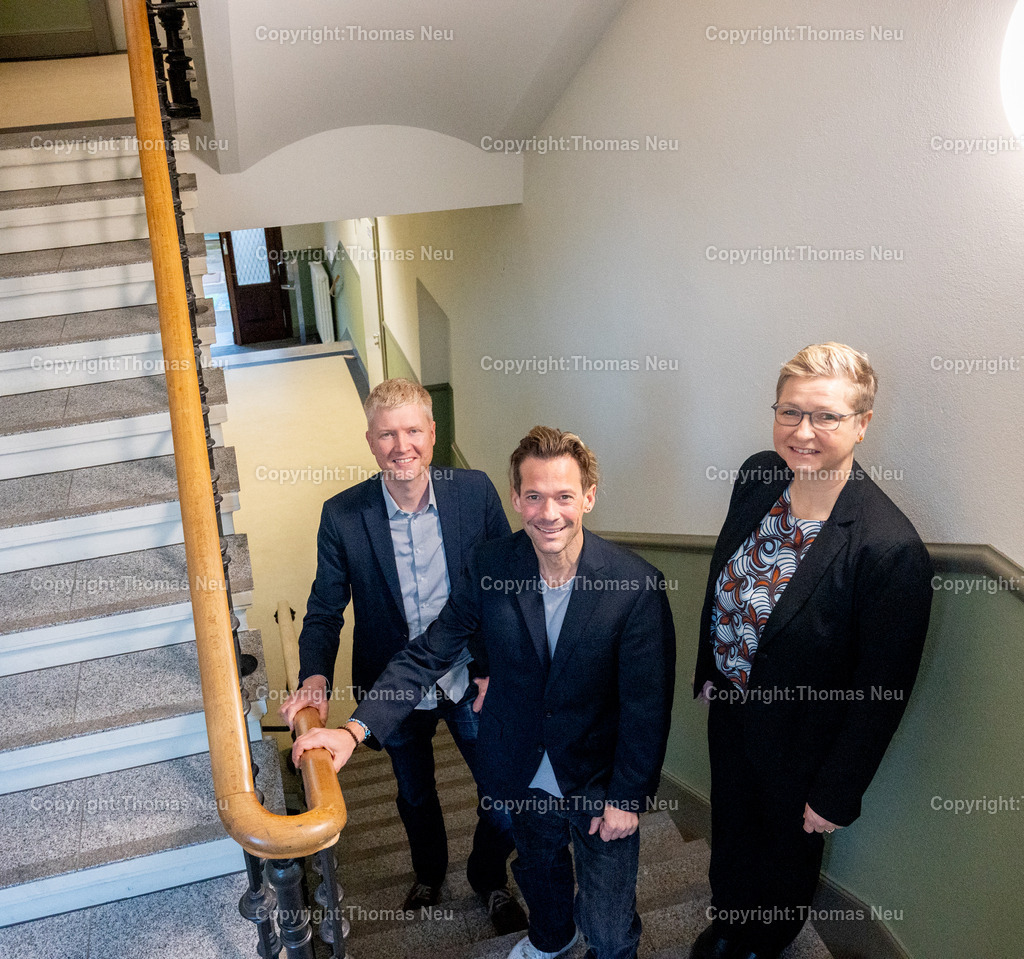 LFS_Bensheim-Fotografie_Thomas-Neu-25 | bbe, Liebfrauenschule, Bilder zum gespräch mit tr, von links Mirko Schnegelberger,, Sebastian Messer, Silvia Lenz, Bild: Thomas Neu