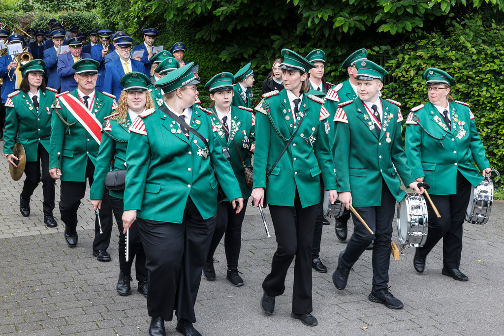 top-top.de 240531-059 | Foto, Video, Fotografie, Videografie, Fotobox, DJ, Discjockey, Musik, Musikbox, Veranstaltung, Photobooth, Amazon, Ebay, Buchtipp, Bestseller, Autor, Verlag, Buch, Wesel, Hamminkeln, NRW, Dinslaken, Rees, Drohne, Hochzeit, Party, Fotobox, Wesel, Fotograf