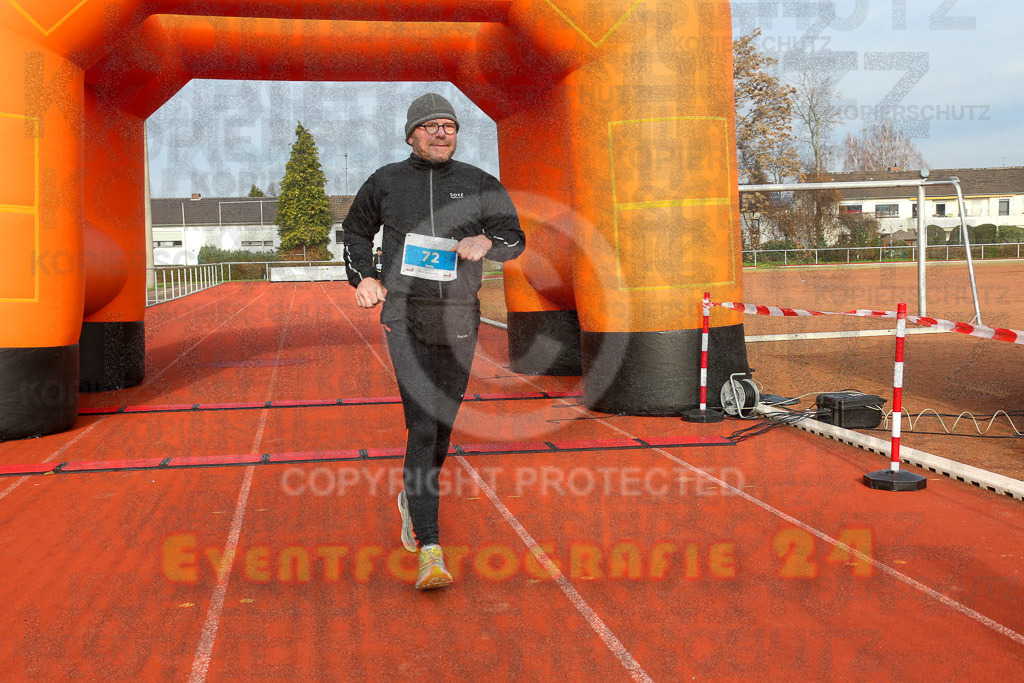 230129_1133_EX1_5135 | Sportfotografie im Rhein-Sieg Kreis, Köln, Bonn, NRW, Rheinland Pfalz, Hessen, etc. Unser Tätigkeitsfeld umfasst den Laufsport vom Volkslauf über den Marathon, Duathlon, Triathon bis zum Ultralauf wie Kölnpfad Ultra oder Schindertrail.