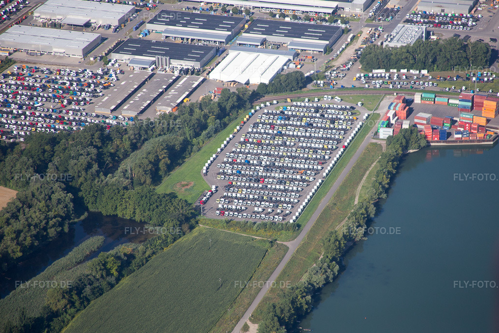 Luftbild: Wörth am Rhein, Industriegebiet Oberwald, Rheinhafen Wörth im Ortsteil Maximiliansau in Wörth im Bundesland Rheinland-Pfalz in Deutschland. Foto: IMG_093062.jpg vom 13.08.2016 durch Werner Riehm/FLY-FOTO.de