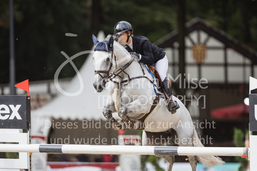 220910_OWLCh_MittlereTour-229 | Deine schönsten Turniermomente als professionelle Fotos! Entdecke hochwertige Pferdesport-Fotografie im Online-Shop. Jetzt Fotos finden & bestellen!