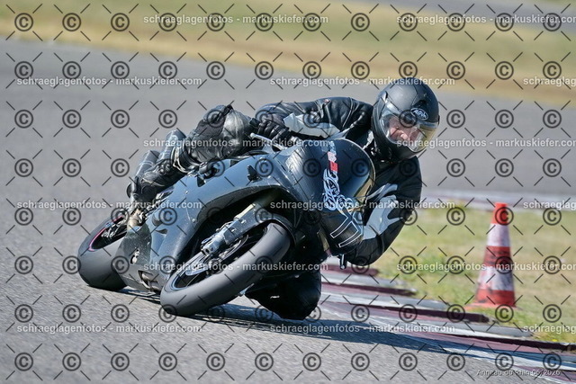 26bc03-0267 | markuskiefer.com - Realisiert mit Pictrs.com