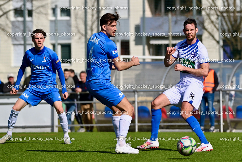 SAK vs. Dellach Gail | #17 Jan Sasa Ogris-Martic SAK, #4 Rok Jazbec SAK, #32 Martin Jantschgi Dellach Gail, SAK vs. Dellach Gail, SAK vs. Dellach Gail am 22.03.2025 in Klagenfurt (Sportpark Welzenegg), Austria, (Photo by Bernd Stefan)