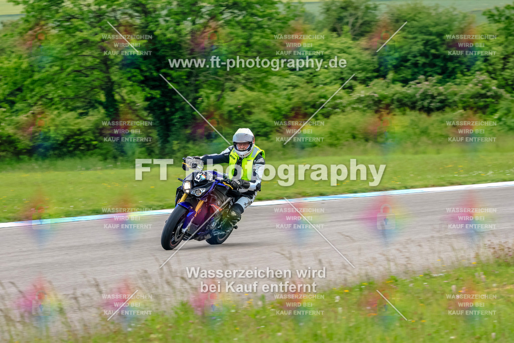 MotoTeam-3168 | Hier findet Ihr Bilder von Touristenfahrten auf der Nürburgring Nordschleife oder von anderen Veranstaltungen die ich besucht habe. Viel Spass beim Durch Schauen 