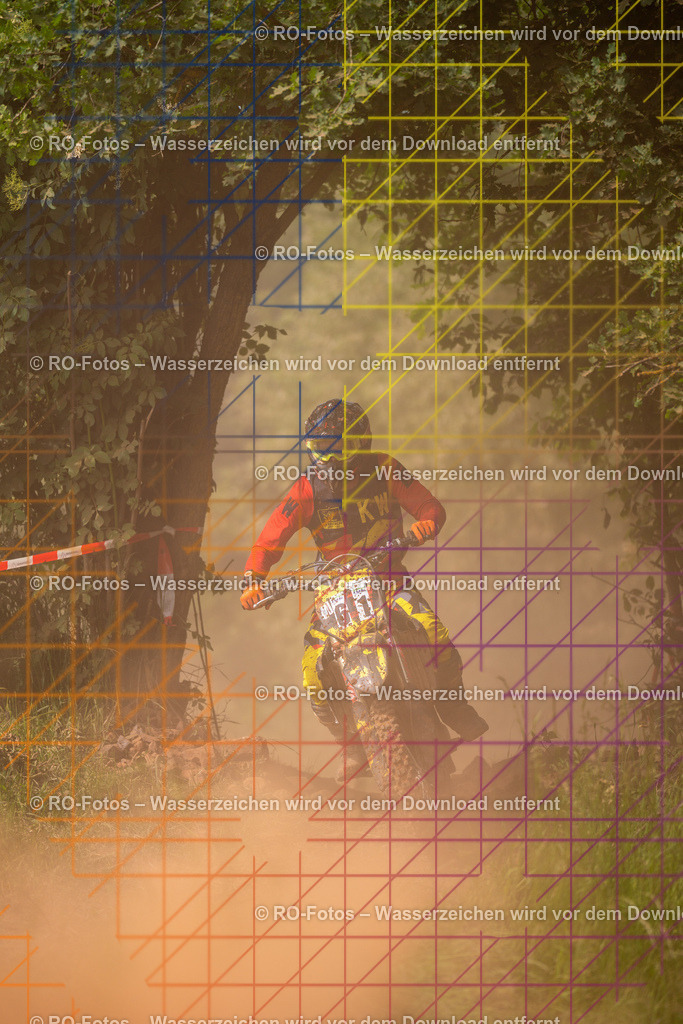 Wolfshausen 3 Lauf -342 | Sportfotografie von RO-Fotos: Motorsport, Motocross, Enduro, Laufveranstaltungen und Triathlon. Professionelle Fotos von Sportlern und Events. - Realisiert mit Pictrs.com